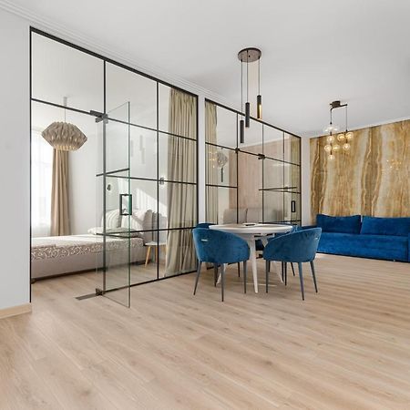 Sea Symphony 3-Bedrooms Apartment Одеса Екстериор снимка